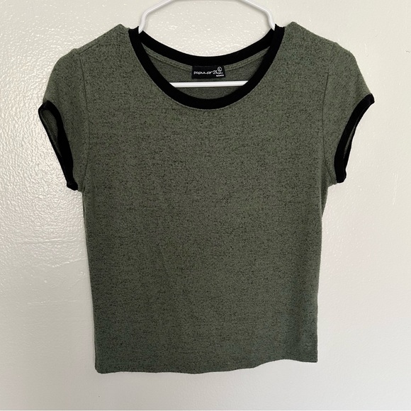 Olive Green Cropped Short Sleeve Tee Size L - Picture 1 of 5
